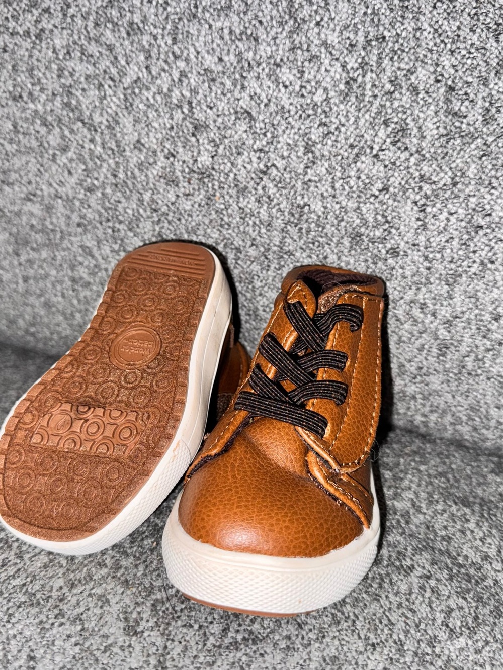 Kids Brown Leather-Style High Top Sneakers - Picture 3 of 3
